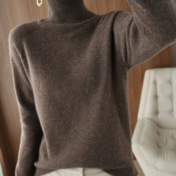Luxury Soft Knit Long-Sleeve Sweater – Classic Fit in Neutral Tones | helixorae - helixorae